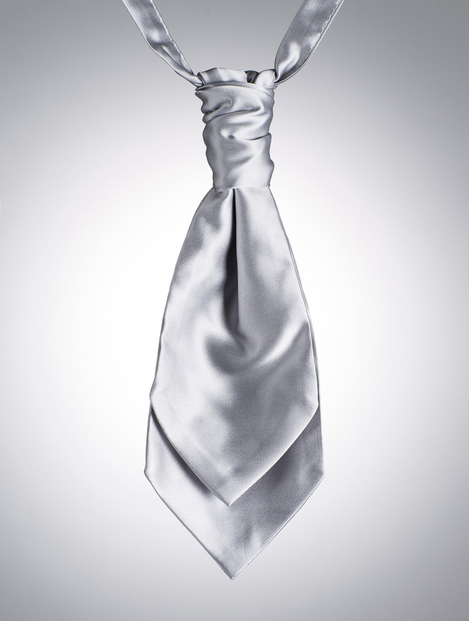 Adjustable cravat