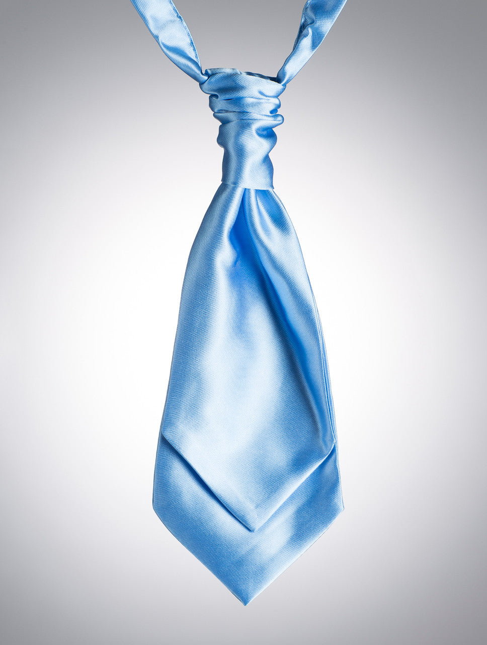 Adjustable sky blue cravat