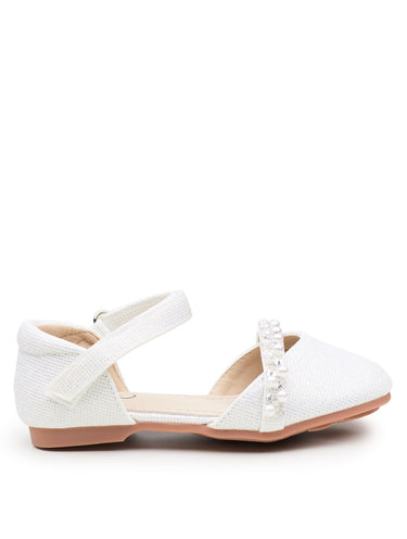 white pearl shoe